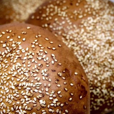 Muffuletta siciliana: il pane rotondo di Palermo tra storia e tradizione