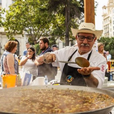 Celebriamo la giornata internazionale della Paella