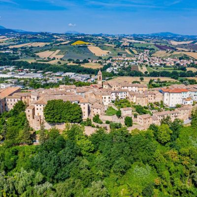 centro storico di serra de  conti