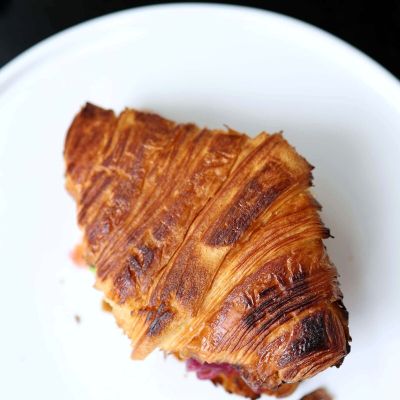 smash croissant