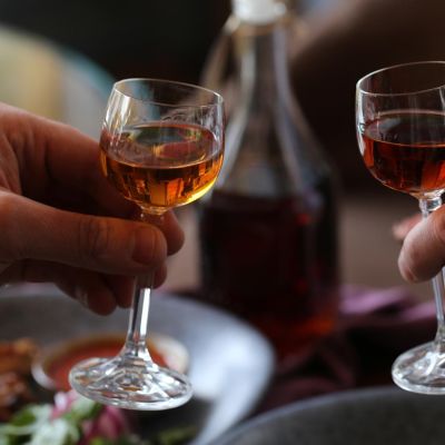 Vin Santo toscano: il dolce nettare da meditazione