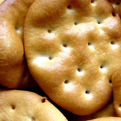 Galletta del Marinaio: il pane dei naviganti liguri che dura un anno e racconta la vita di bordo