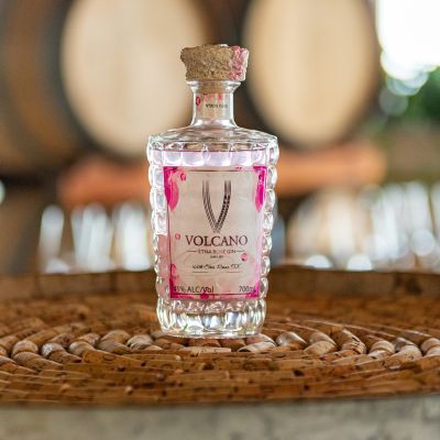 volcano rose   gin